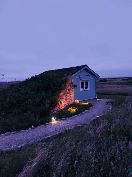 Seafield Cabin Tromora West Exterior photo