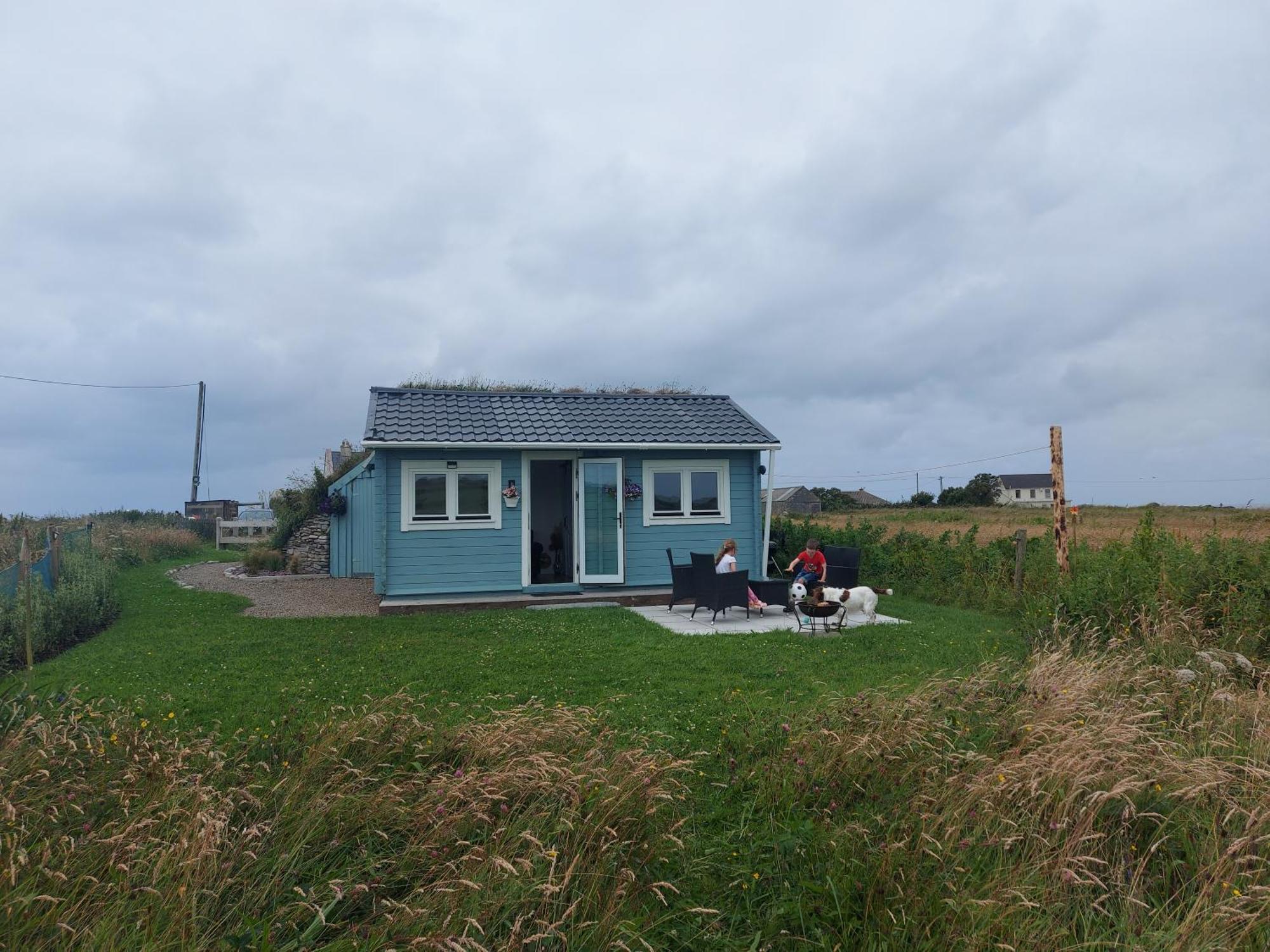 Seafield Cabin Tromora West Exterior photo